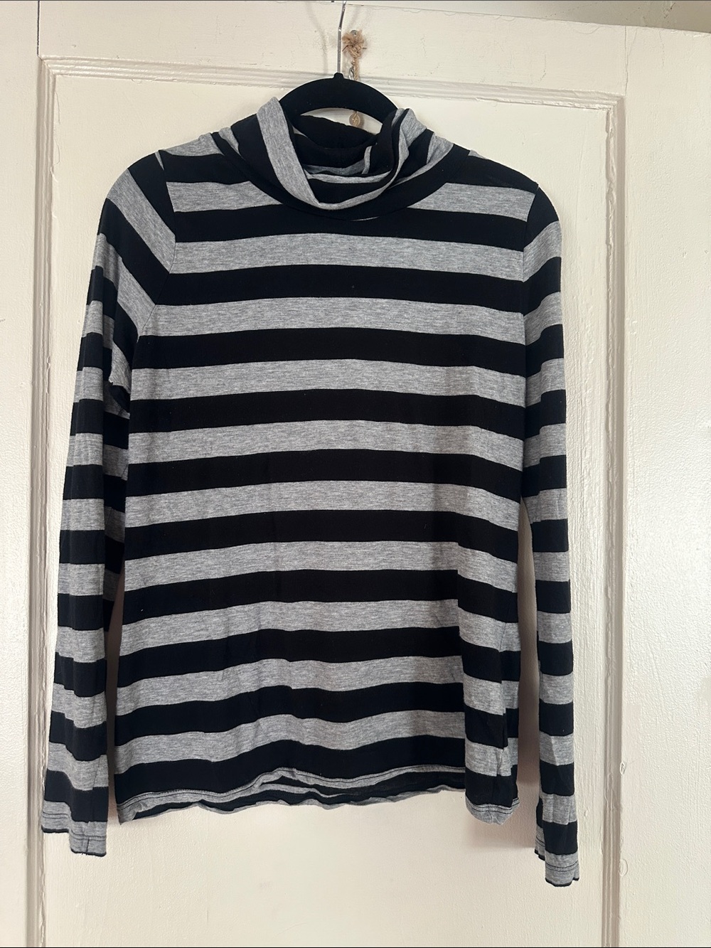Old Navy Black and Gray Striped Turtleneck Sweater